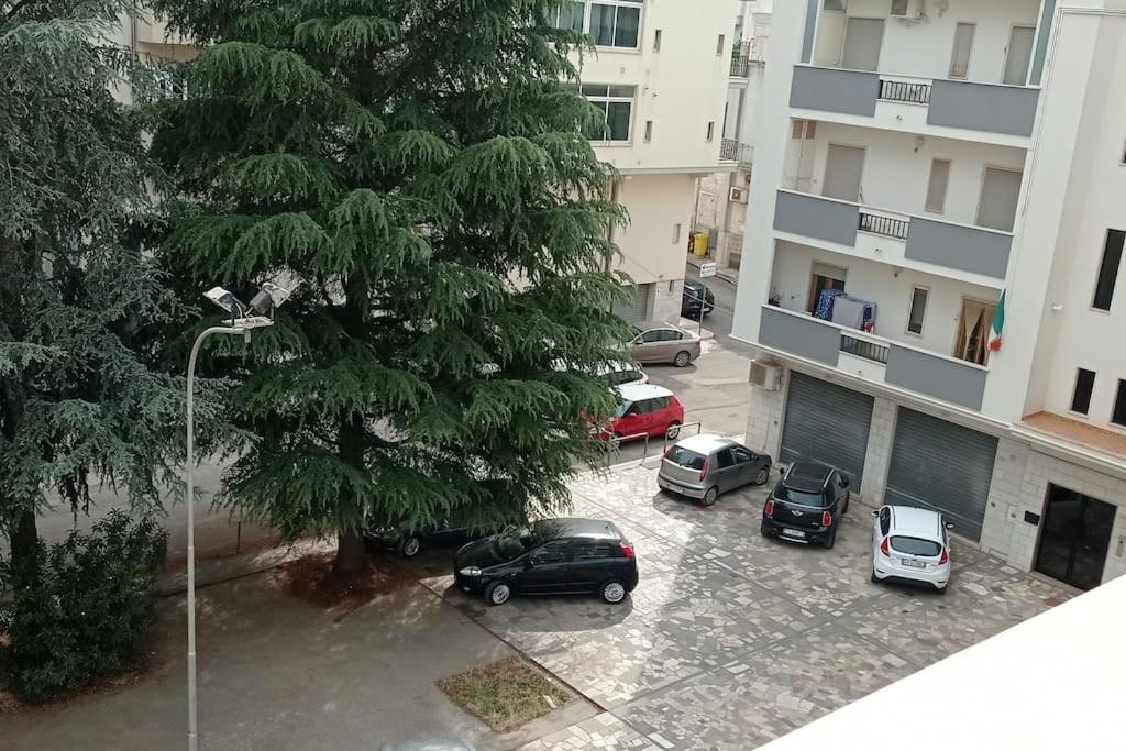Appartamento Terrazza Bella Vista Cisternino Exterior foto